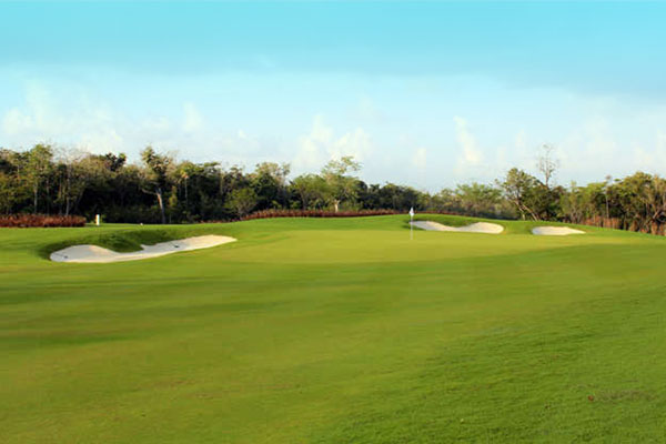 El Tinto Golf Course at Cancun Country Club